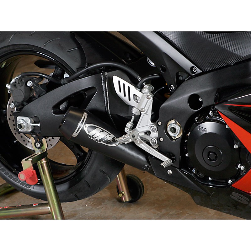 07-GSXR1000-GP-black-detail-